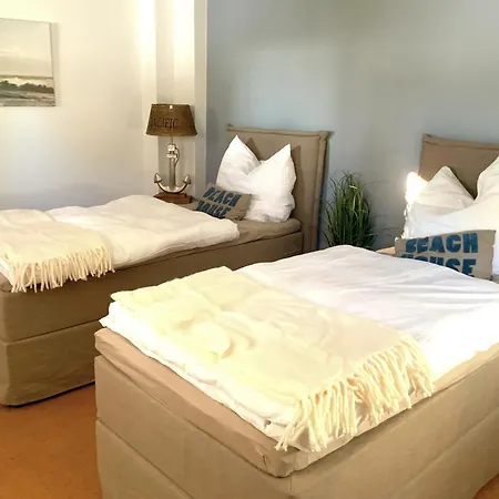 Holiday home Lotsenhaus