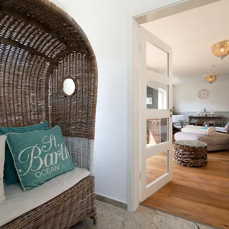 Lotsenhaus Нойштадт (Гольштейн)