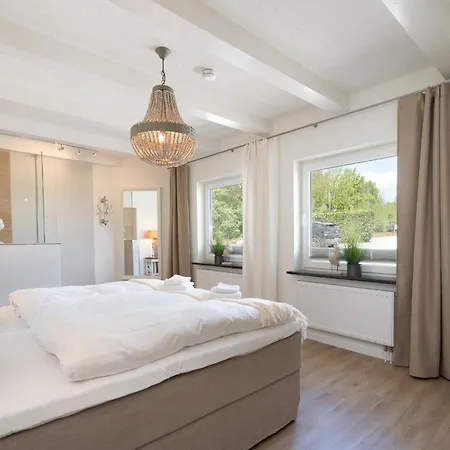 Lotsenhaus Дом отдыха Нойштадт (Гольштейн)