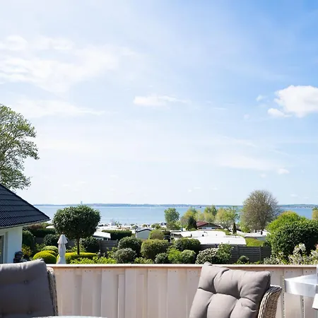 Holiday home Lotsenhaus